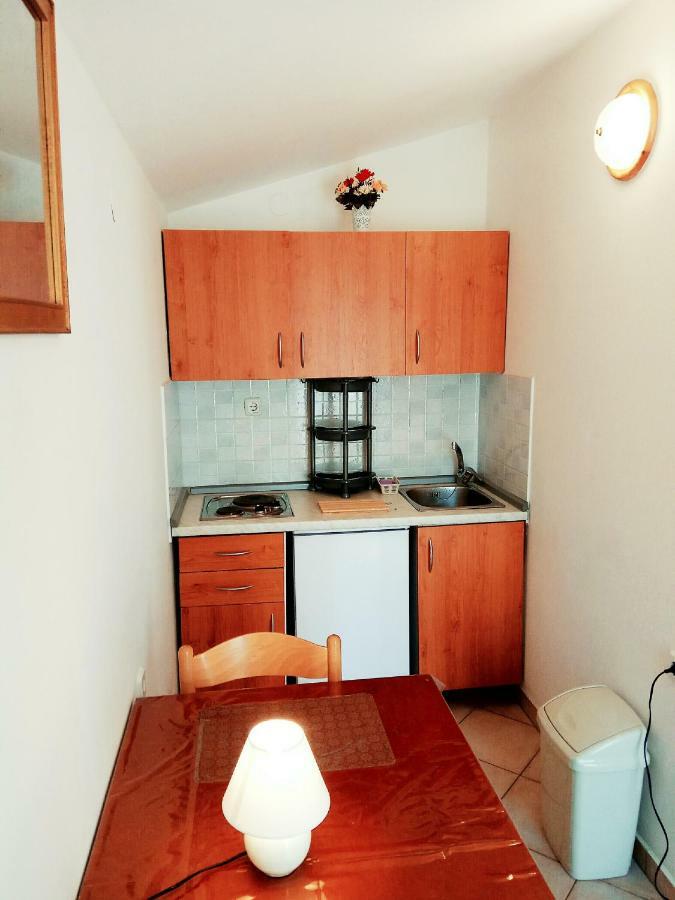 Apartment Apoksiomen Barbat na Rabu Extérieur photo
